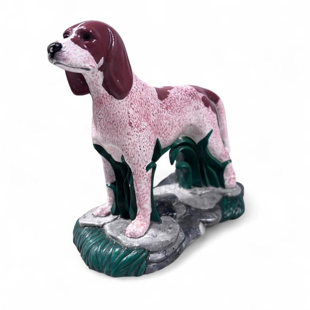 Vintagestyle Hand Painted Ceramic Redtick English Coonhound Dog Figurine